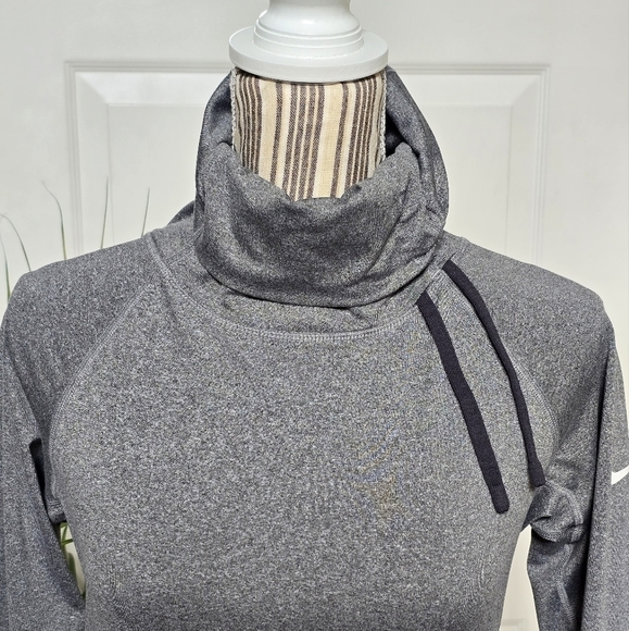 Nike Pro Women's Compression Heather Long Sleeve Size M - Picture 2 of 9